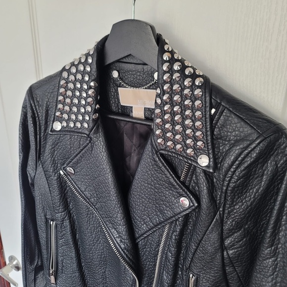 Michael Kors - Picture 4 of 5